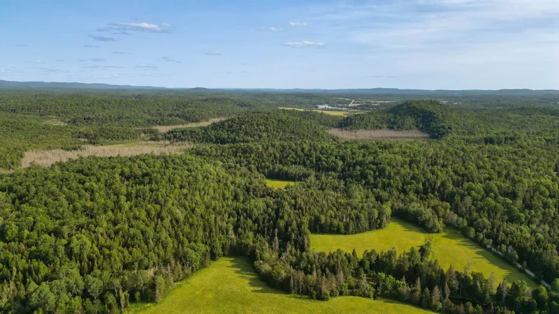 Ch. de la Chute, Mulligan Ferry, Quebec, Canada. - Photo 10