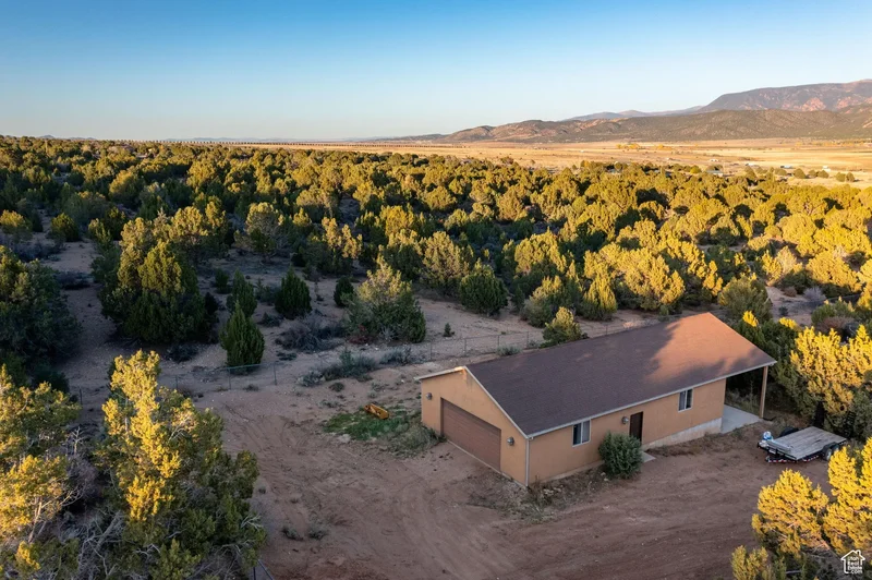 23 S 1200 W, Cedar City, Utah, United States. - Photo 54