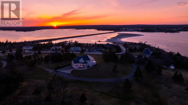 101 McGray Avenue, North East Point, Nova Scotia, Canada. - Photo 3