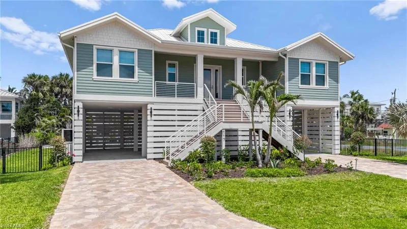 117 Hercules DR, Fort Myers Beach, Florida, United States. - Photo 13