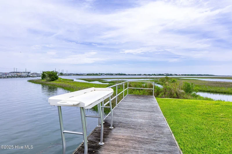 212 Old Causeway Road #107 Morgan Creek Landing, Beaufort, NC 28516, Beaufort, North Carolina, United States. - Photo 2