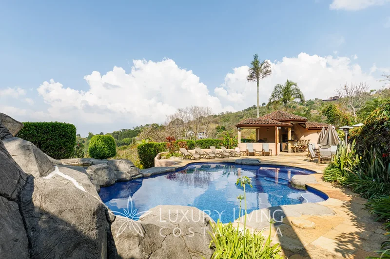 San Antonio, San Antonio, San José Province, Costa Rica. - Photo 10