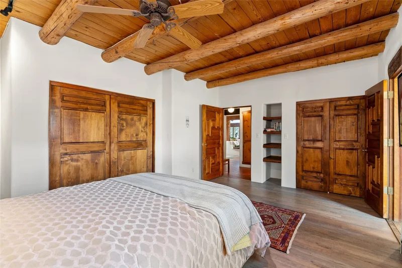 31 Calle Cantando, Santa Fe, NM 87508, Santa Fe, New Mexico, United States. - Photo 6