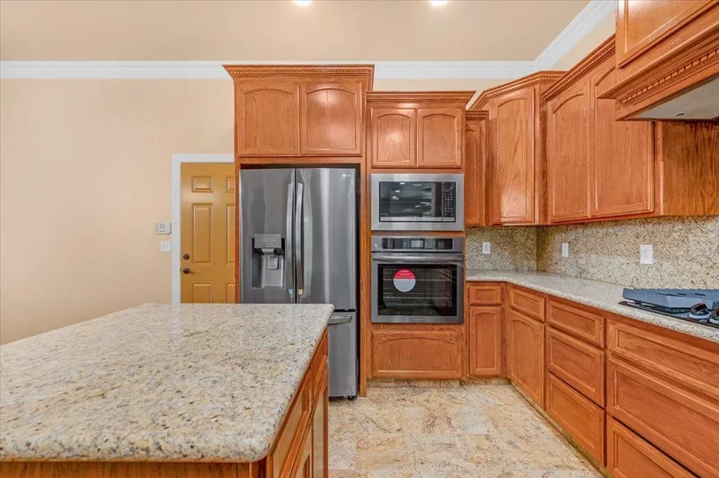 2825 E Quincy Avenue, Fresno, CA 93720, Fresno, California, United States. - Photo 7