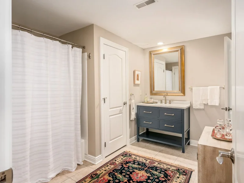 1998 Lake Shore Drive, Columbus, OH 43204, Columbus, Ohio, United States. - Photo 37