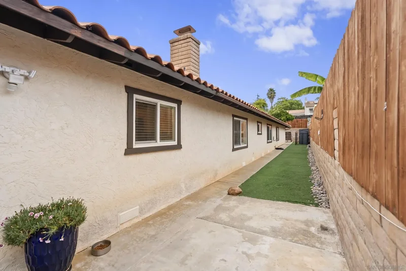 1918 Odell Cir, Vista, California, United States. - Photo 32