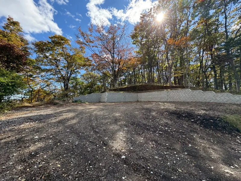 Karuizawa, 20, Odate, Akita, Japan. - Photo 2