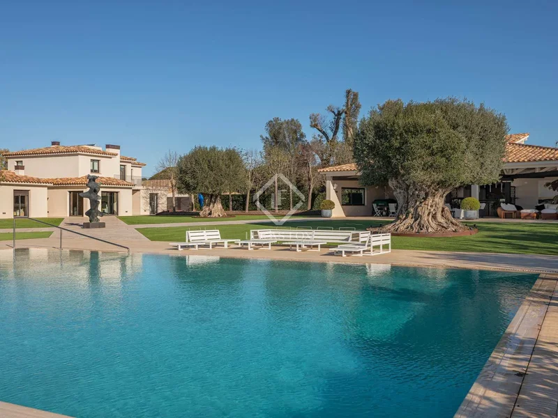 La Bisbal D`empordà House / Villa
