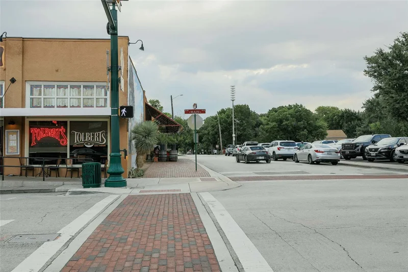 422 Smith Street, Grapevine, TX 76051, Flower Mound, Texas, United States. - Photo 14