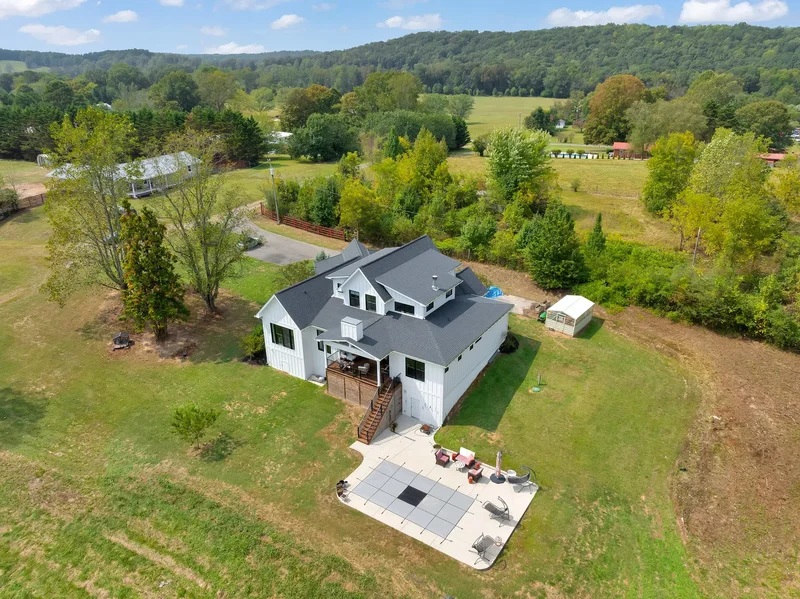5531 Blue Springs Rd, Cleveland, TN 37311, Cleveland, Tennessee, United States. - Photo 64