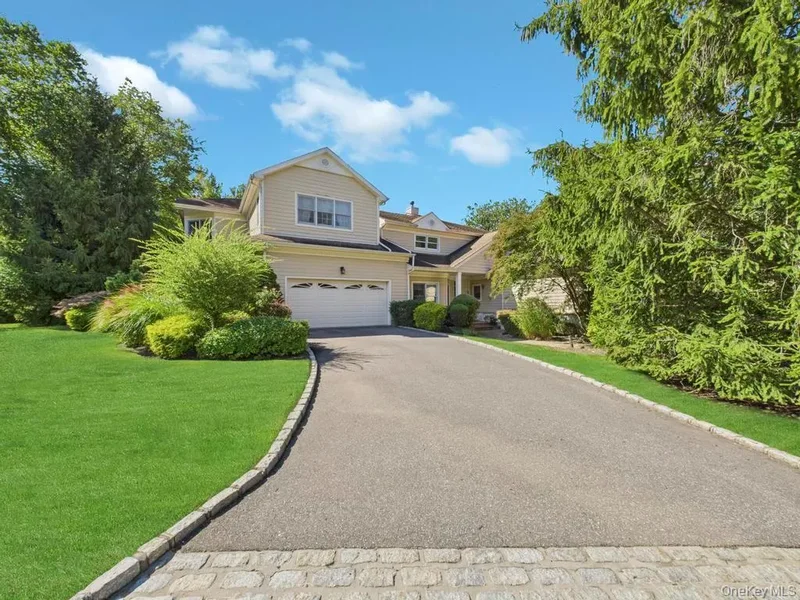 428 Toftree Court, Roslyn, NY 11576, Roslyn, New York, United States. - Photo 38