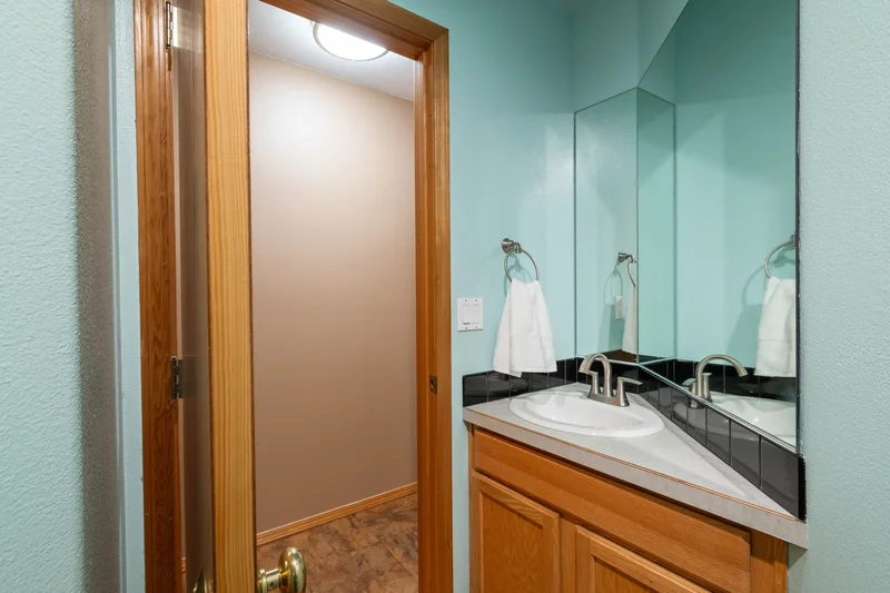 2202  S Dawes Ct, Kennewick, WA 99338, Kennewick, Washington, United States. - Photo 14