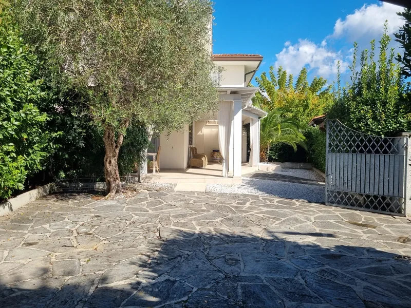 Forte dei Marmi, Tuscany, Italy. - Photo 7