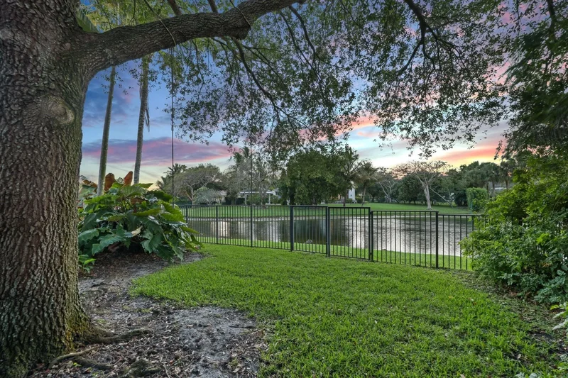 2753 W Stonebrook Cir, Davie, Florida, United States. - Photo 83
