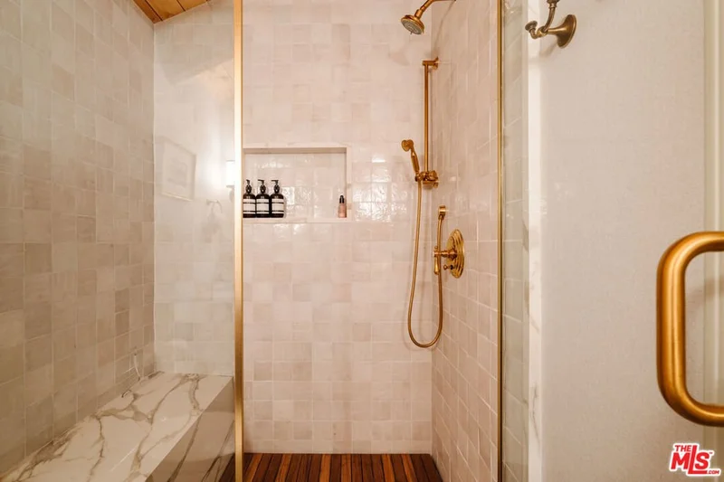 28805 North Shore Road, Lake Arrowhead, California, United States. - Photo 14