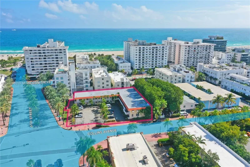 441 Collins Ave 2/5/7/10/12a/19, Miami Beach, Florida, United States. - Photo 2