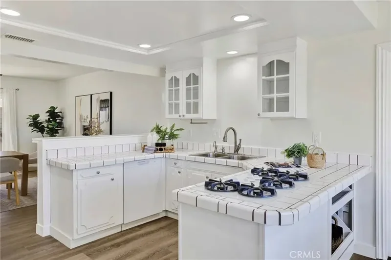 449 S Wellington, Orange, California, United States. - Photo 17