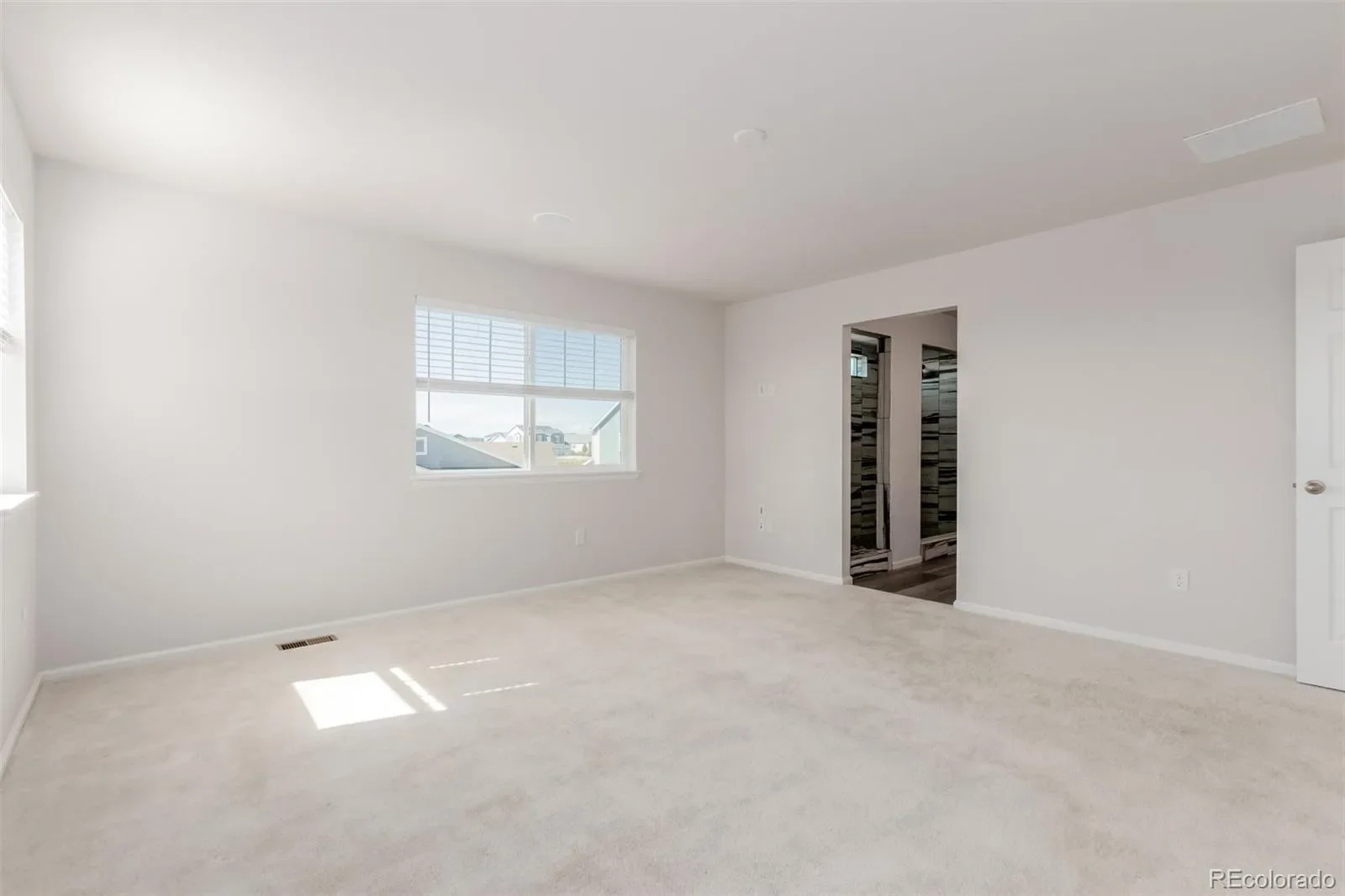 Gallery photo 12