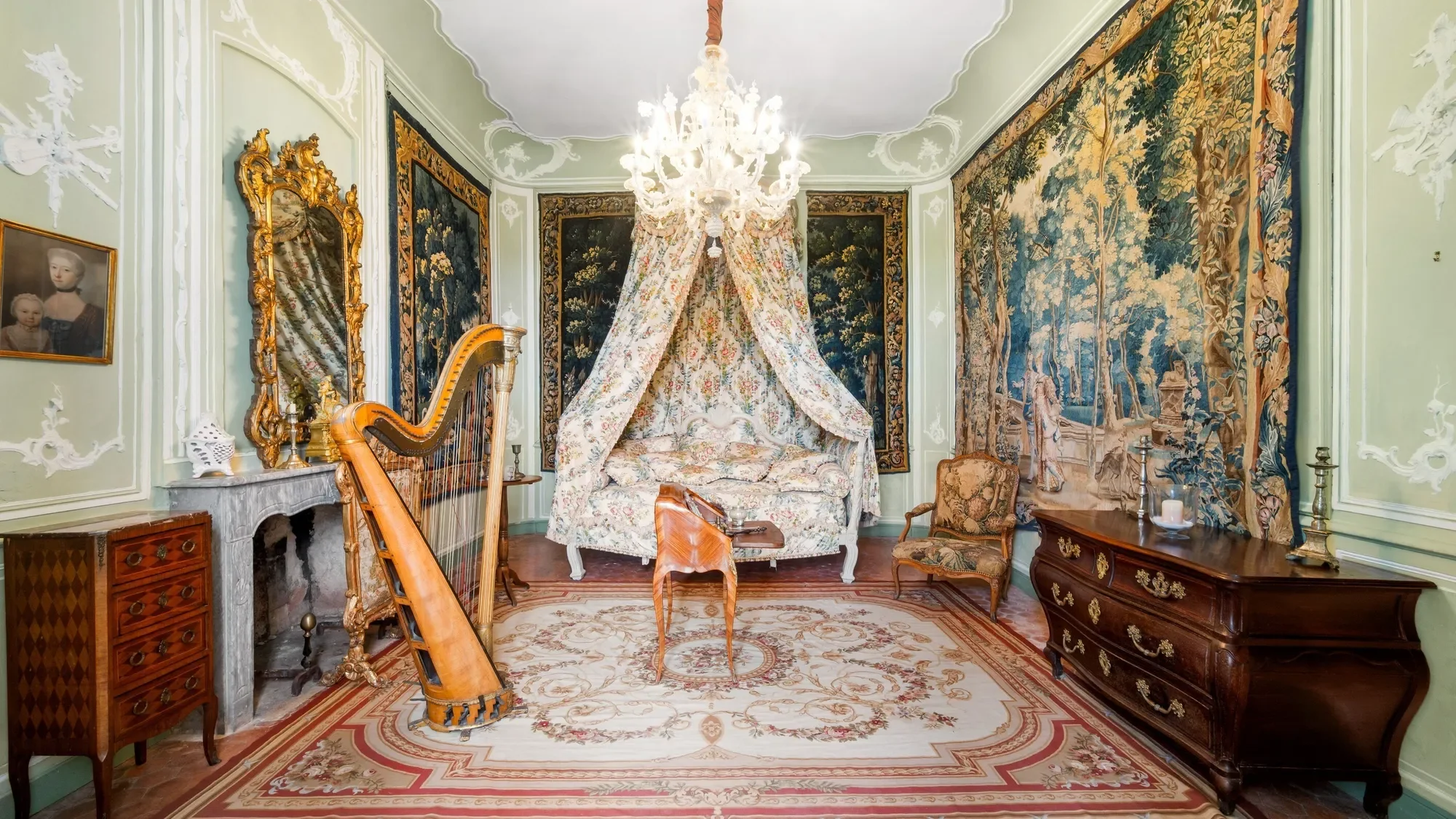 Gallery photo 8