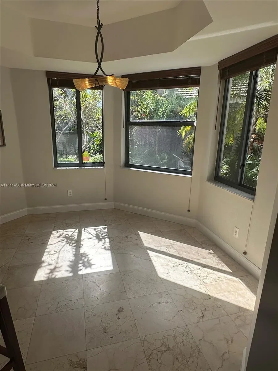 8205 SW 171st Ter, Cutler Bay, Florida, United States. - Photo 34