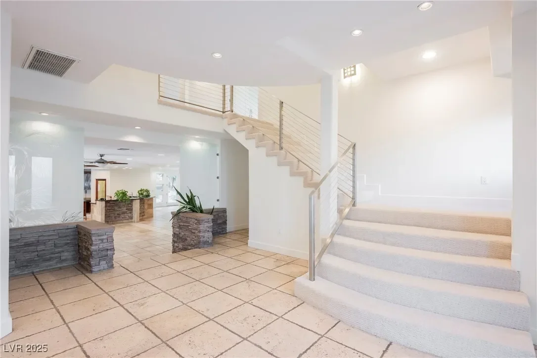 5101 Mountain Foliage Drive, Las Vegas, Nevada, United States. - Photo 31