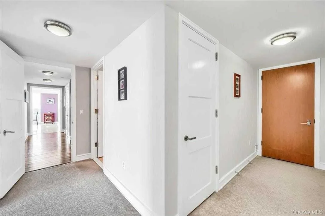 1 Renaissance Square, #20C, White Plains, NY, 10601, USA, White Plains, New York, United States. - Photo 7
