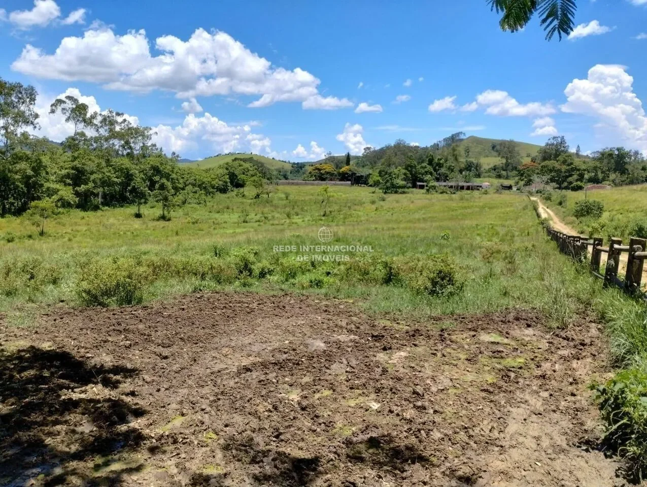 Arapeí, State of São Paulo, Brazil. - Photo 12
