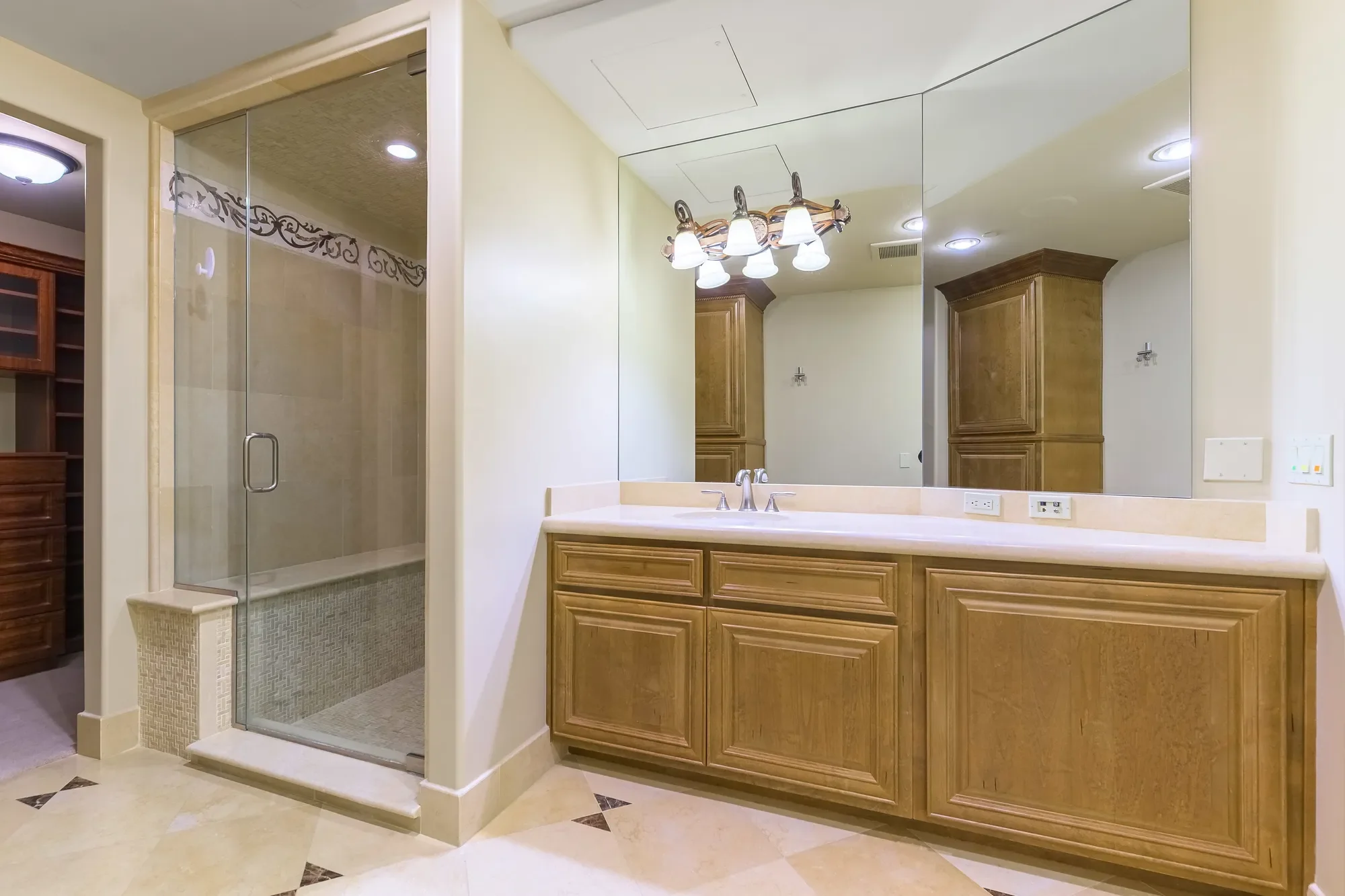 9101 Alta Drive #301, Las Vegas, NV 89145, Las Vegas, Nevada, United States. - Photo 15