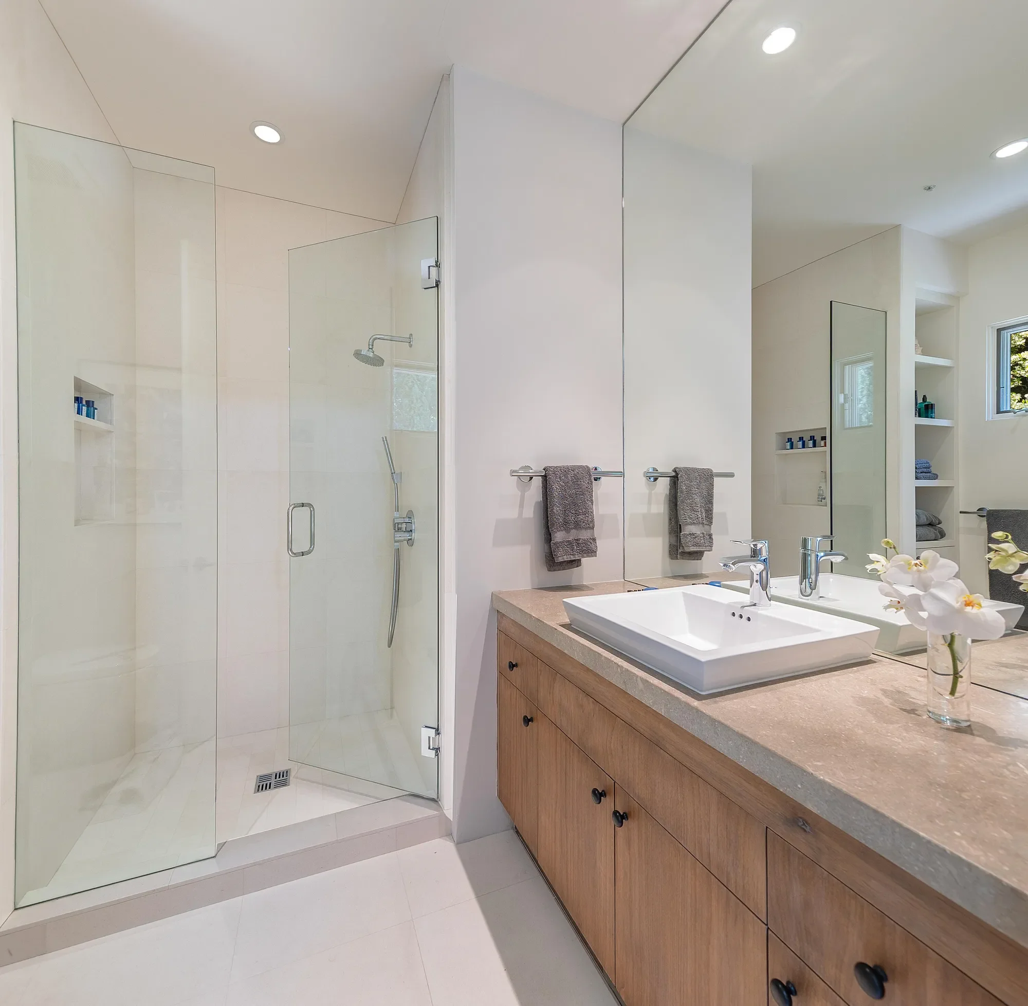 191 E Mountain Drive, Montecito, California, United States. - Photo 21