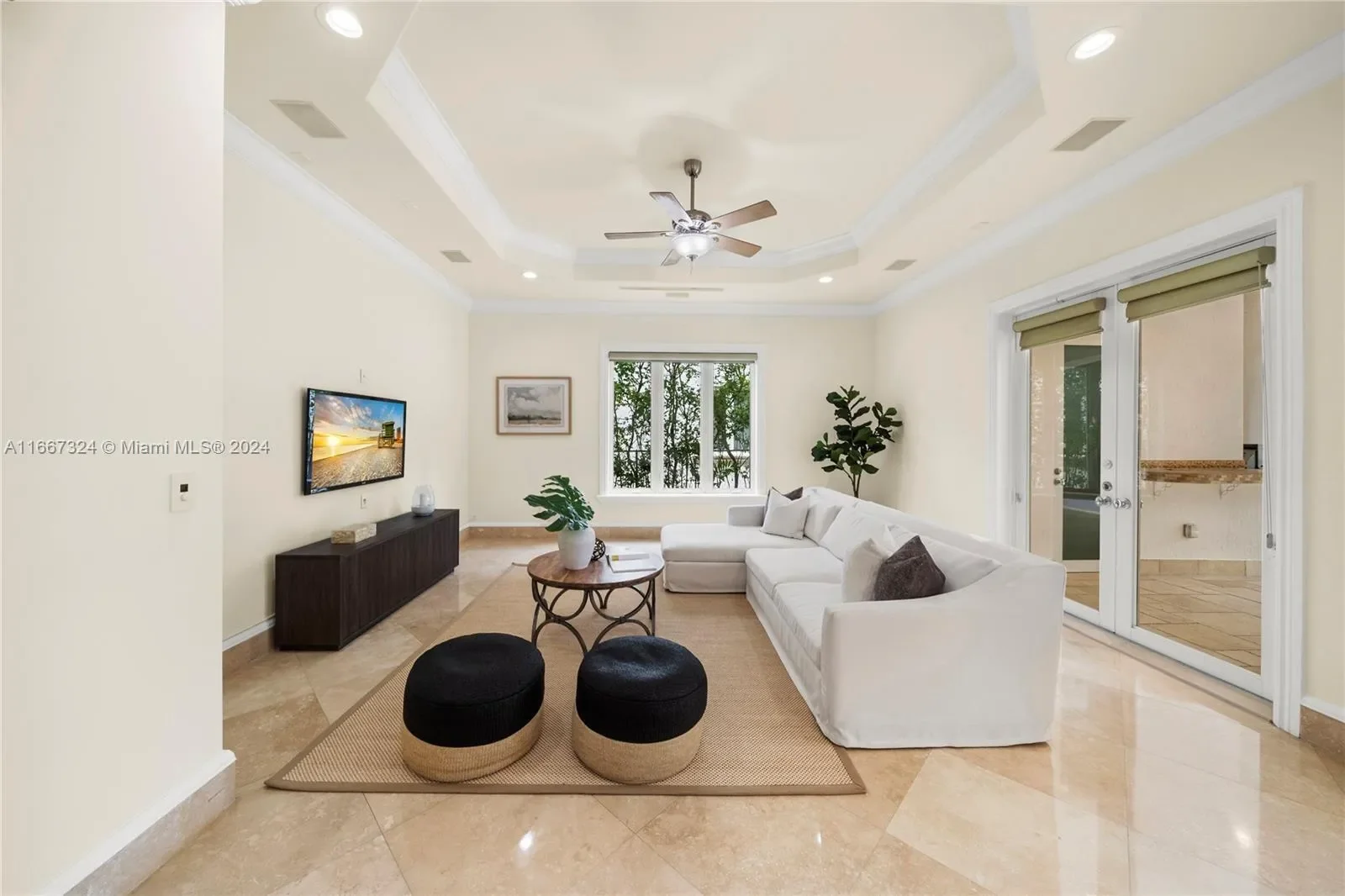 5770 La Luneta Ave, Miami, Florida, United States. - Photo 22