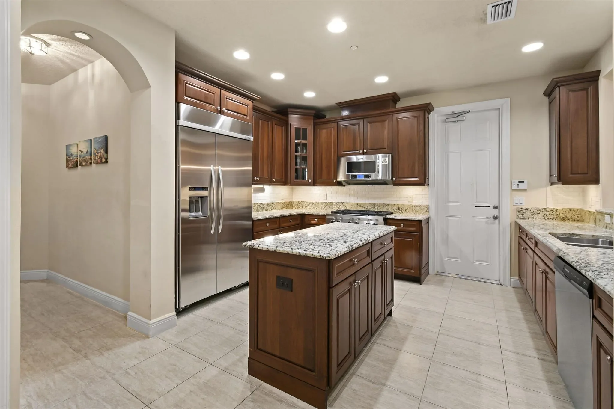 Gallery photo 4