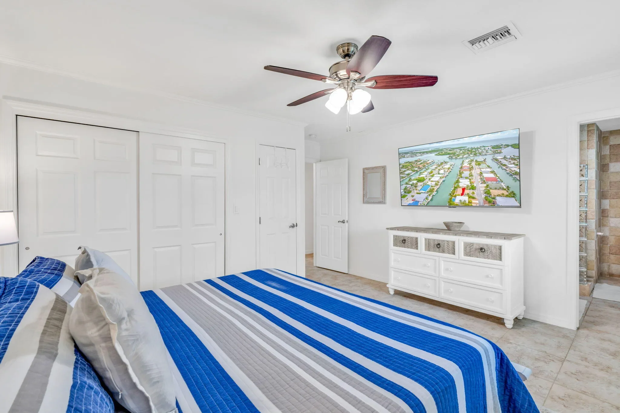 581 10Th Street, KEY COLONY, FL 33051, Key Colony Beach, Florida, United States. - Photo 25