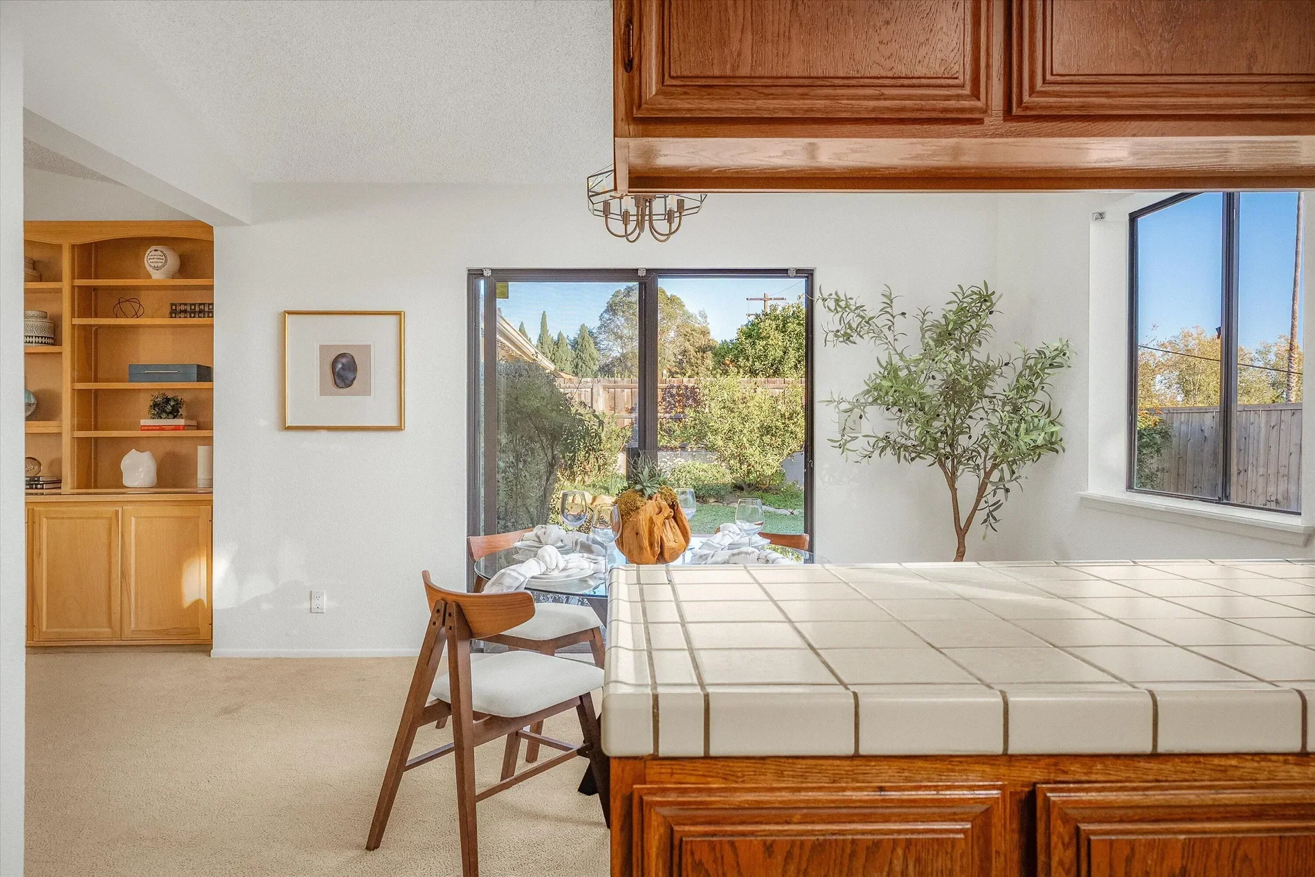3706 Lincolnwood Drive, Santa Barbara, California, United States. - Photo 12
