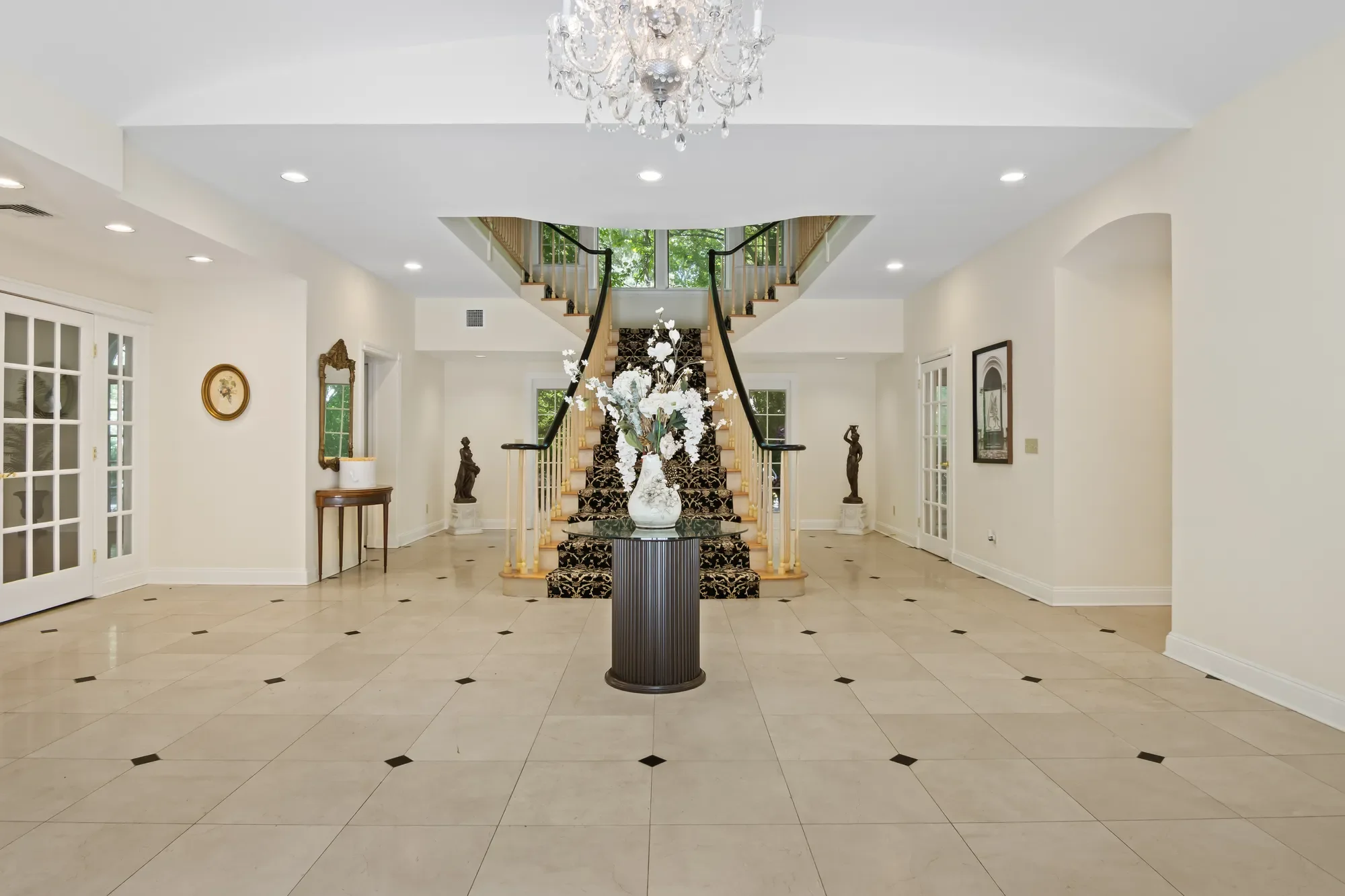 Gallery photo 12