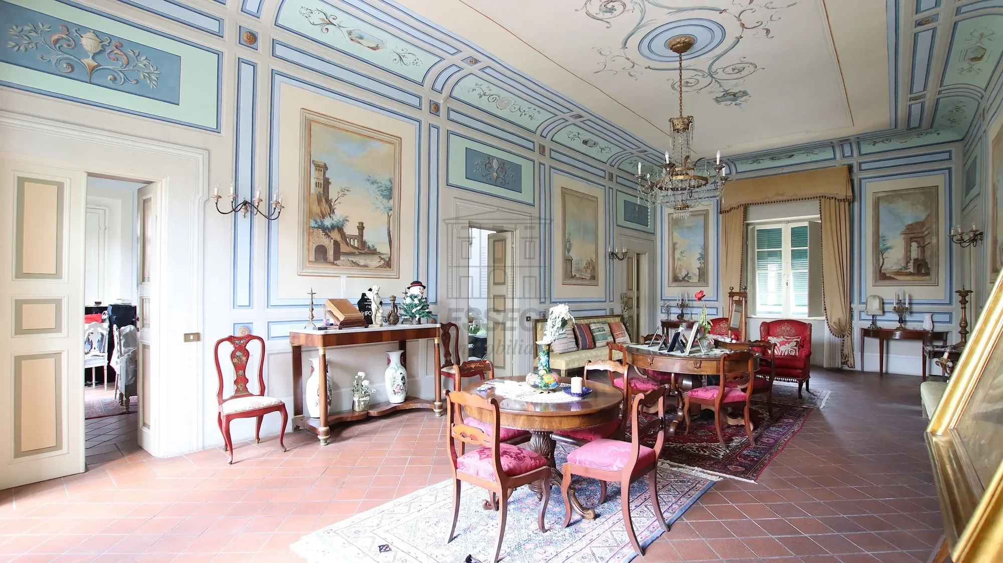 Gallery photo 4