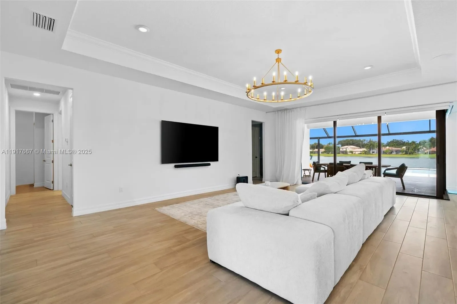 2715 Primrose Pl, Fort Lauderdale, Florida, United States. - Photo 3