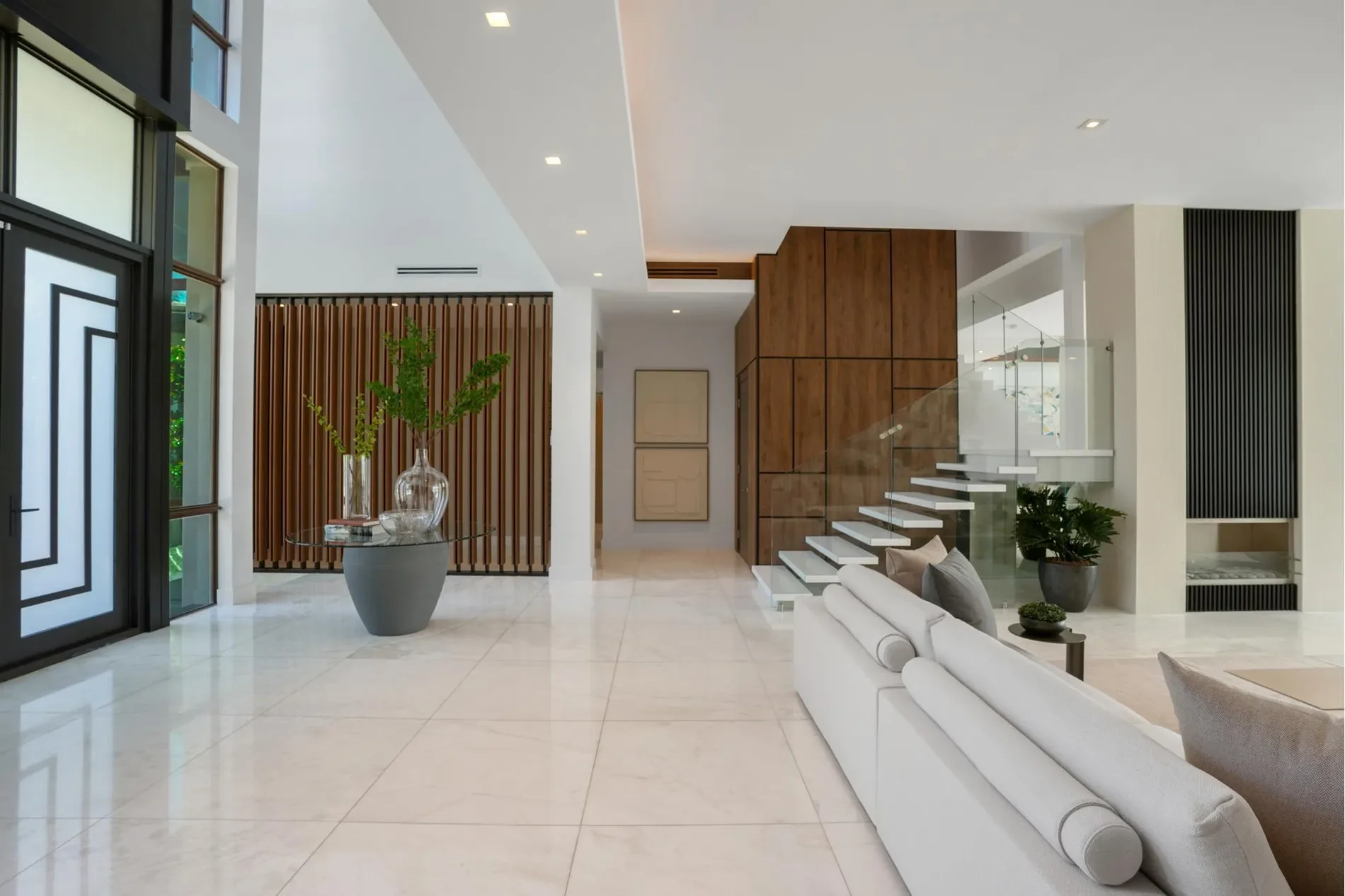 100 Bal Bay Dr, Bal Harbour, Florida, United States. - Photo 33