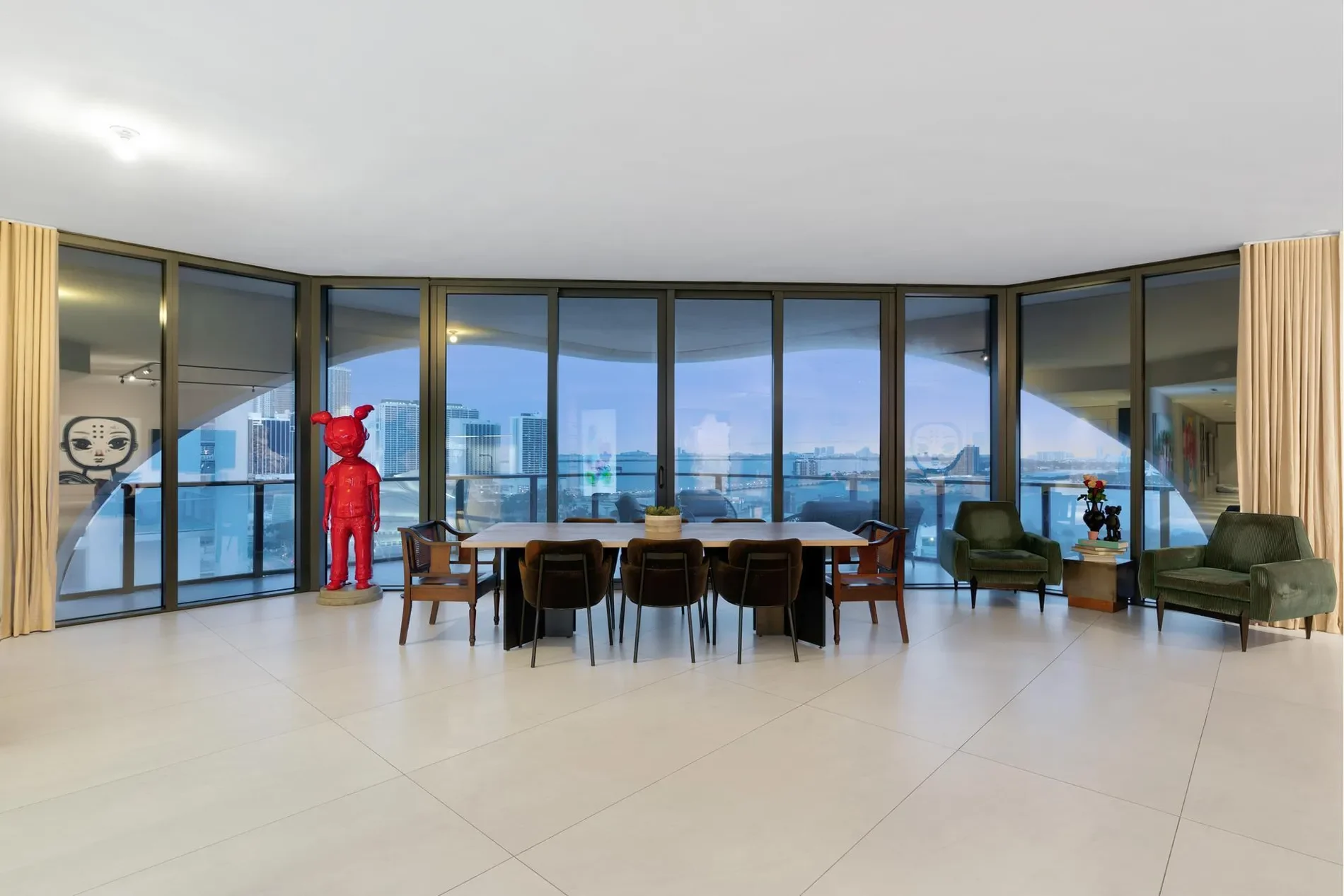 1000 Biscayne Blvd, Miami, Florida, United States. - Photo 18