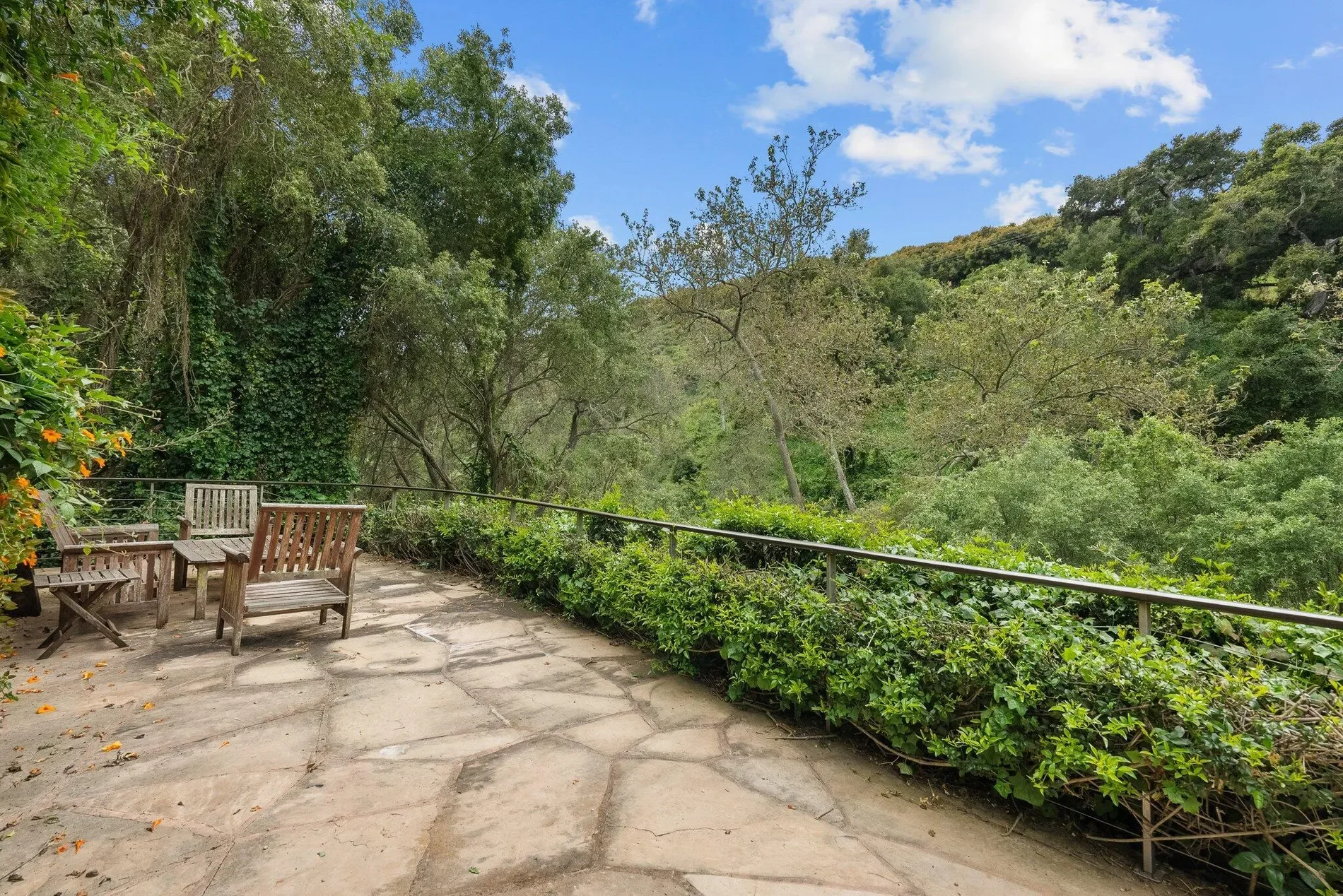 10697 Calle Quebrada, Goleta, California, United States. - Photo 37