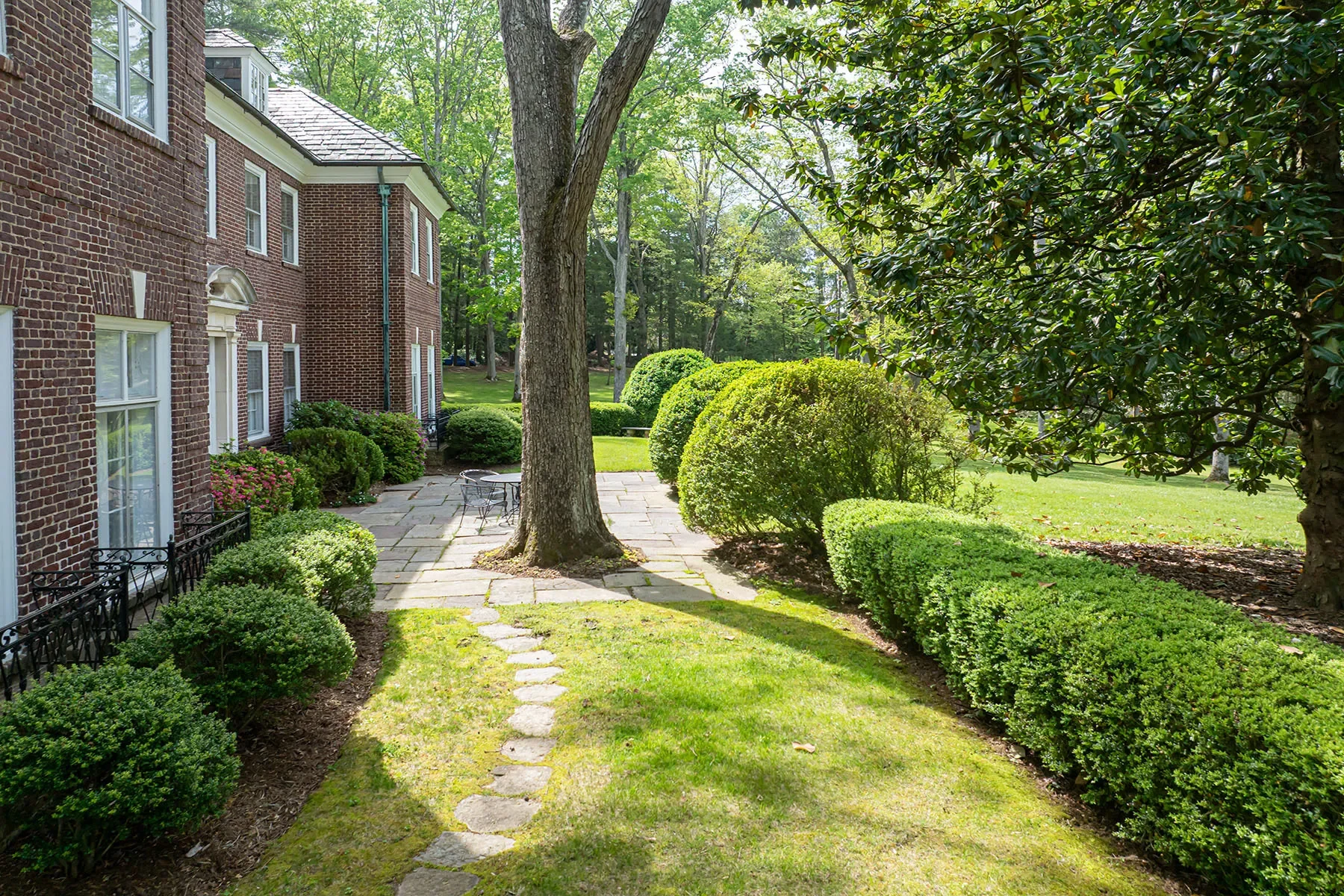 407 Vanderbilt Road, Asheville, NC 28803, Asheville, North Carolina, United States. - Photo 36