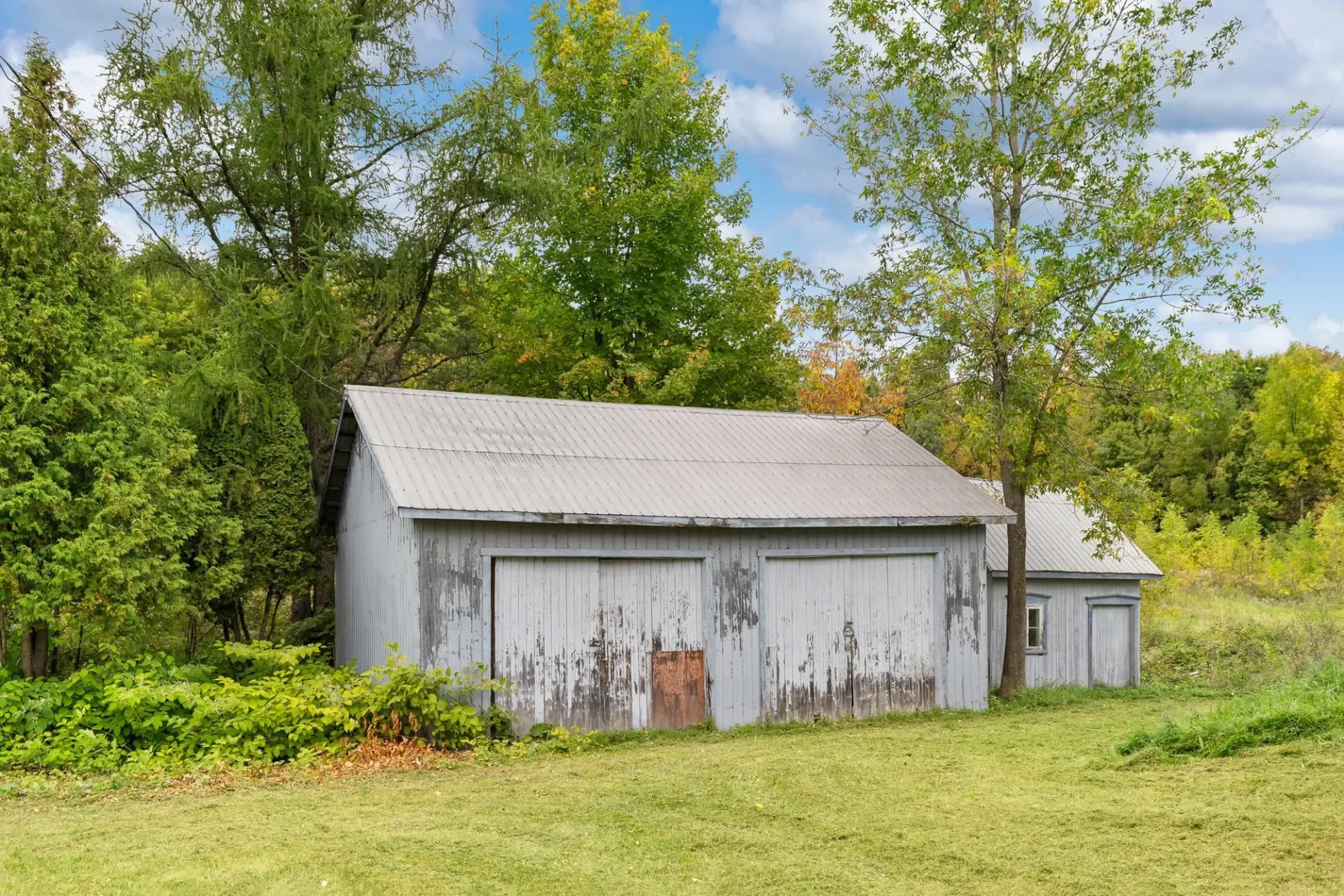 Exterior photo 7