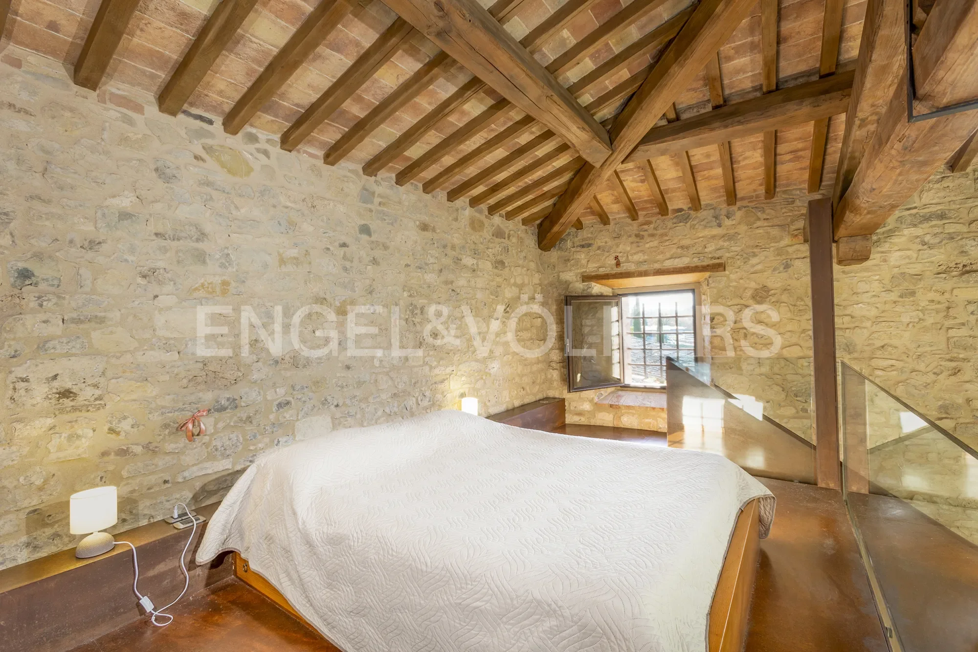 Gallery photo 2