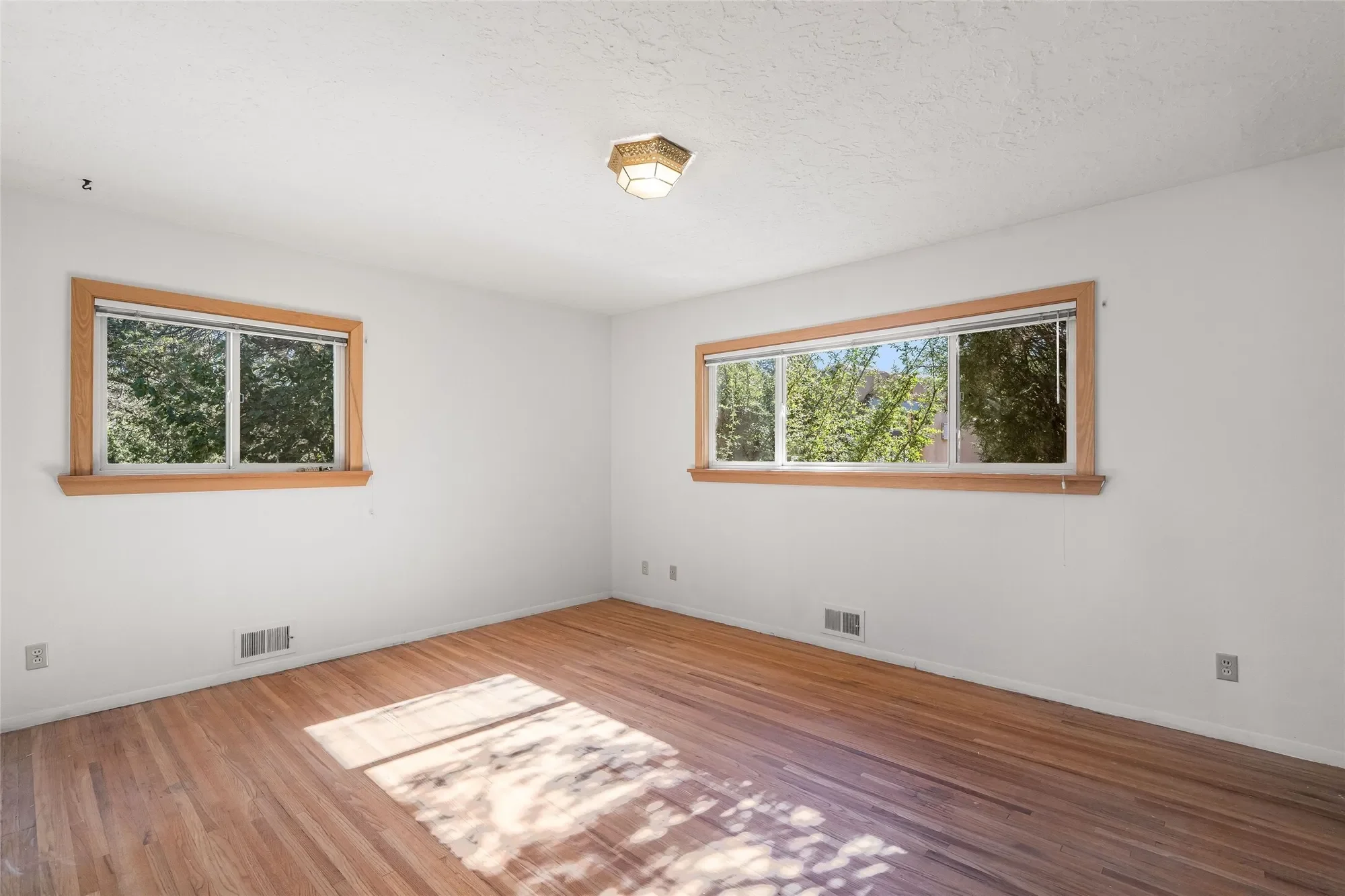 2116 Conejo Drive, Santa Fe, NM 87505, Santa Fe, New Mexico, United States. - Photo 15