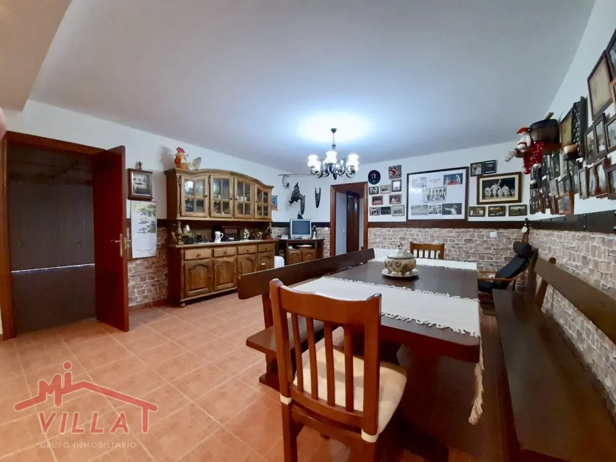Gallery photo 2