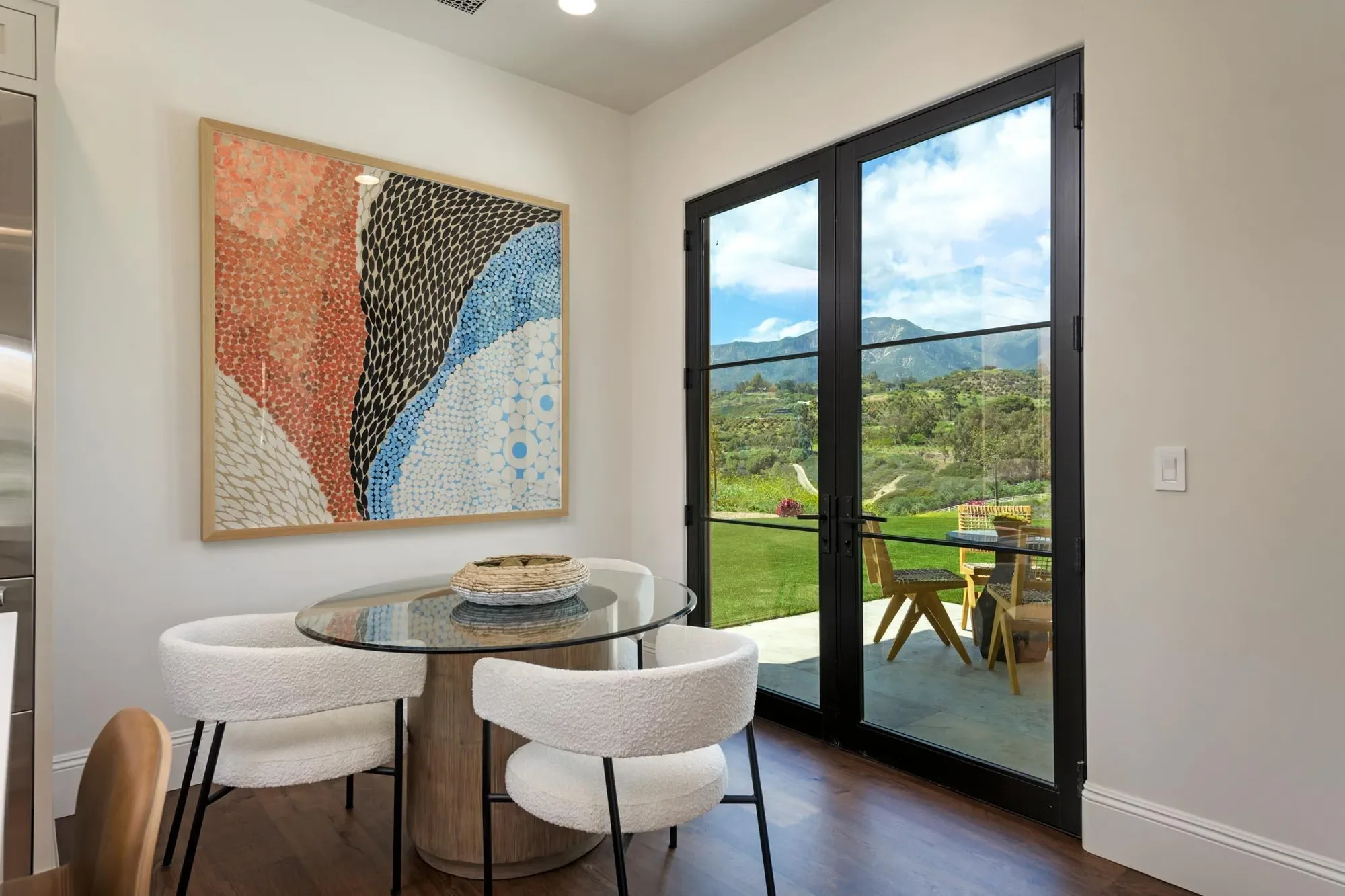 220 Montecito Ranch Lane, Carpinteria, California, United States. - Photo 2