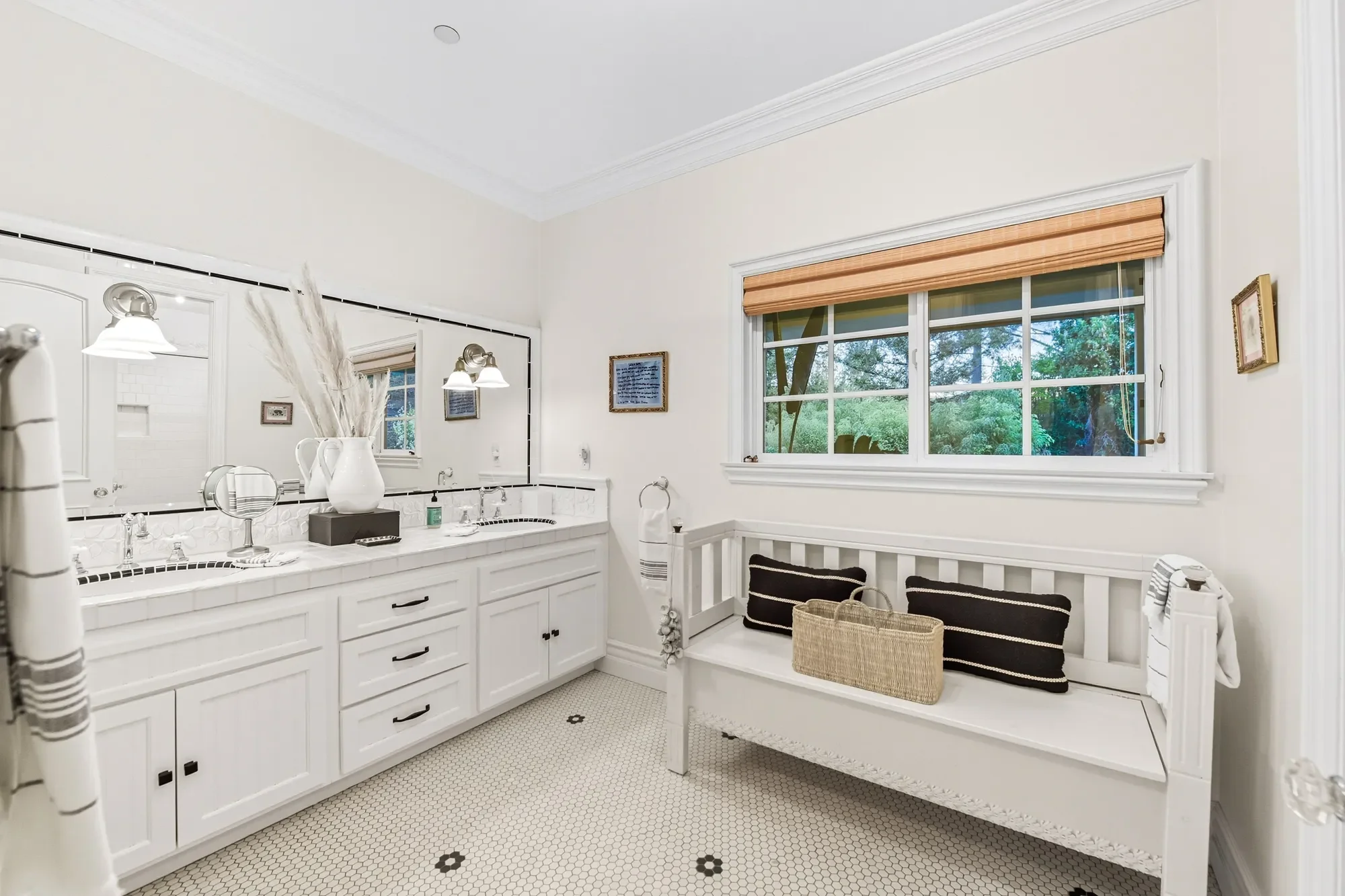 29146 Wagon Road, Agoura Hills, CA 91301, Agoura Hills, California, United States. - Photo 29