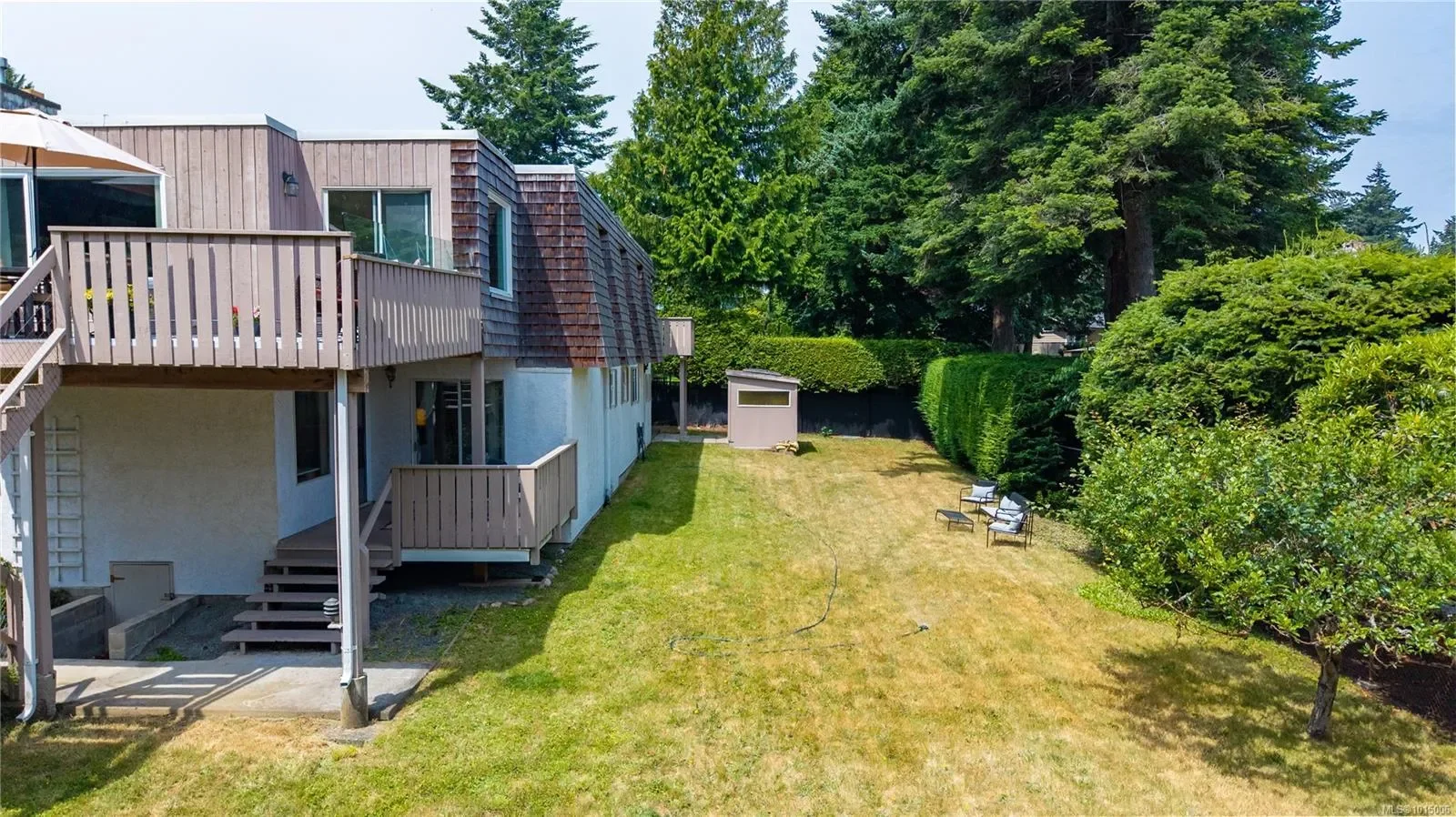 Exterior photo 11
