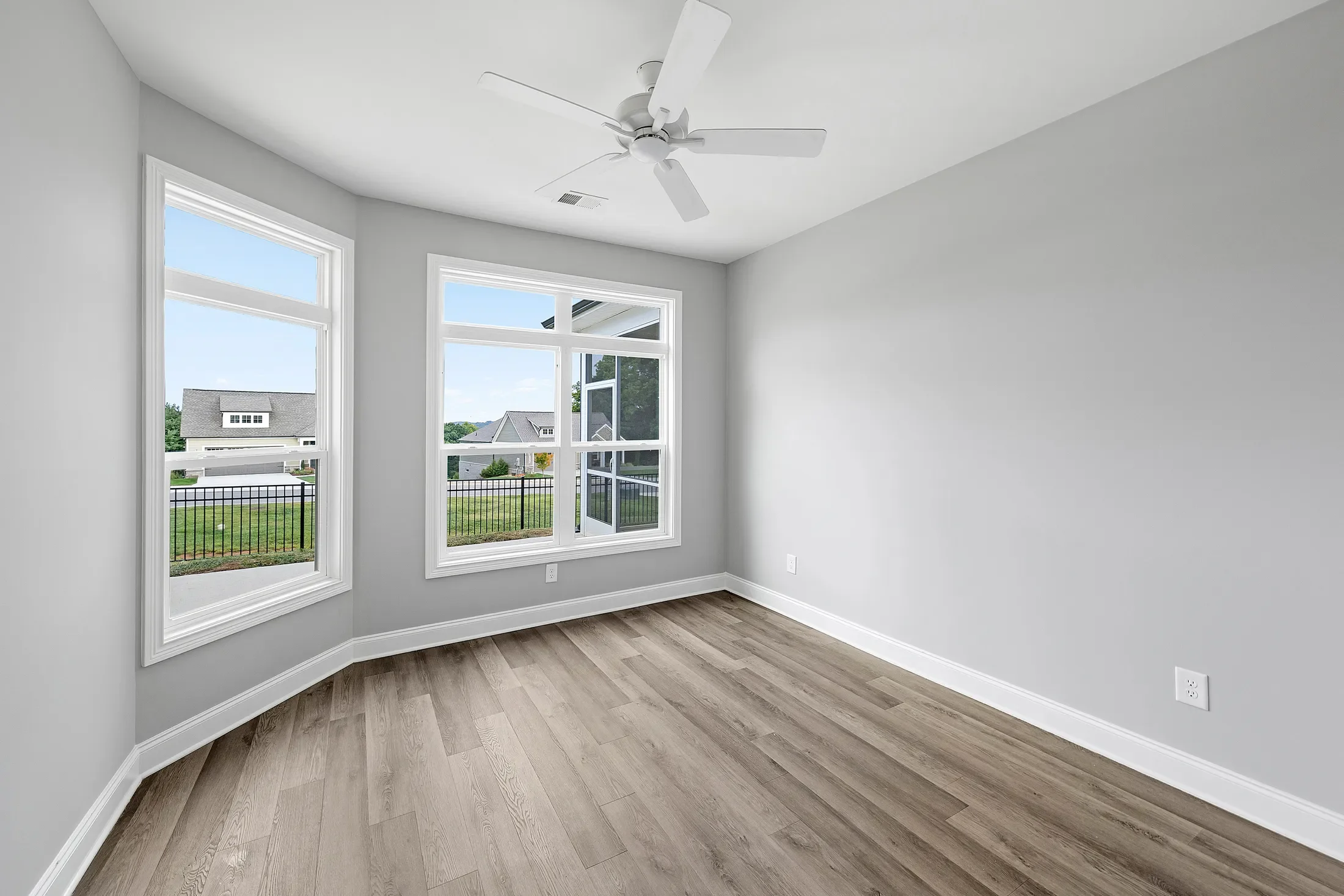 328 Cedar Branch Trail , Lenoir City, TN 37772, Lenoir City, Tennessee, United States. - Photo 17