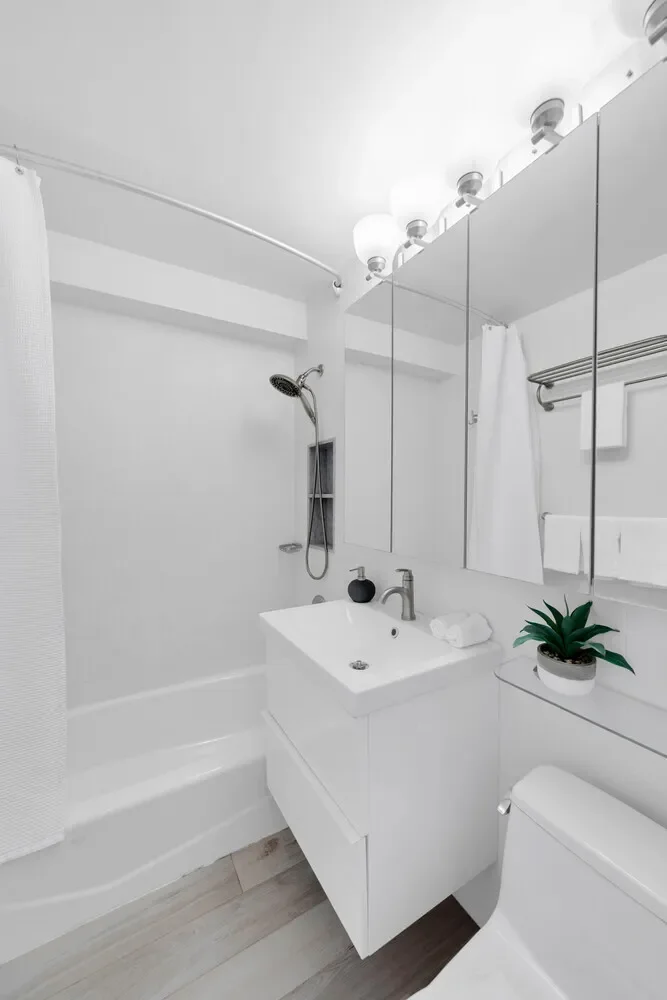 Morad Diplomat, 345 E 73RD ST, New York, New York, United States. - Photo 2
