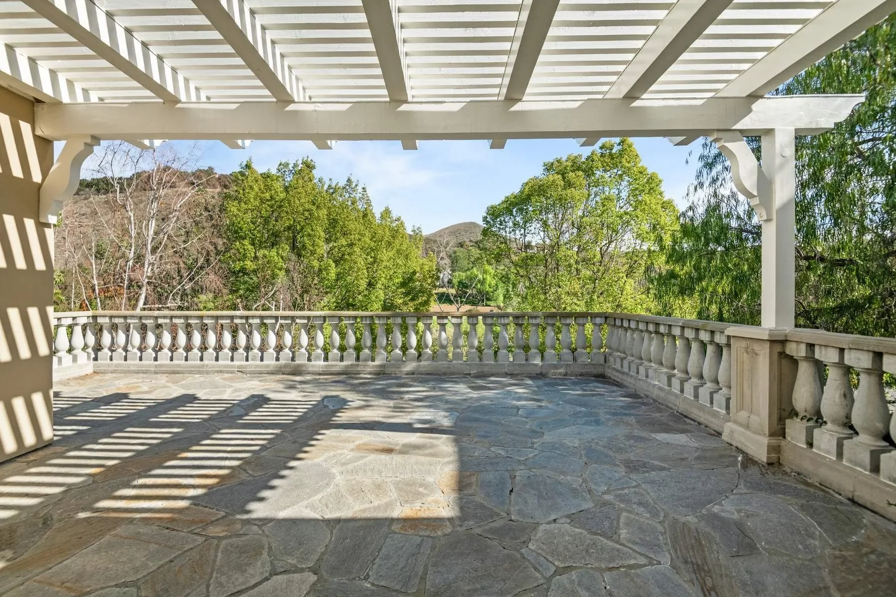 907 Vista Ridge Lane, Westlake Village, CA 91362, Thousand Oaks, California, United States. - Photo 16